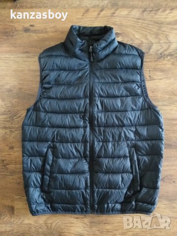 swisstech - страхотен мъжки елек КАТО НОВ, снимка 2 - Спортни дрехи, екипи - 37494738