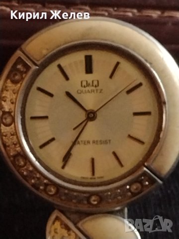Дамски часовник Q/Q WATER RESISTANT QUARTZ с кристали работи 42547, снимка 2 - Дамски - 43757057