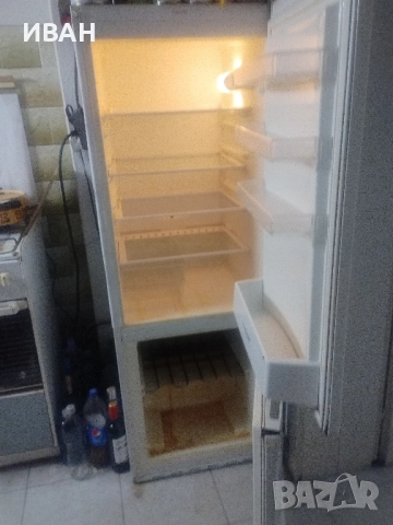 Продавам хладилник с фризер"BOSCH"155 см.височина, снимка 5 - Хладилници - 52092877