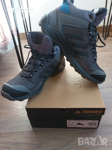 Оригинални мъжки обувки ADIDAS TERREX, UK-10, US-10 1/2, F-44 2/3, снимка 2 - Ежедневни обувки - 52401811