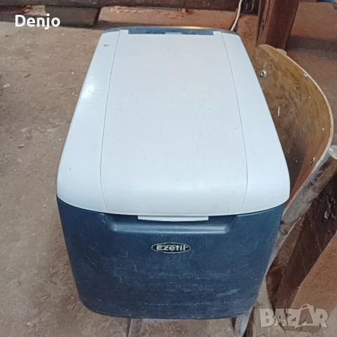 Хладилник Фризер за кола каравана кемпер или камион , снимка 7 - Хладилници - 50843100