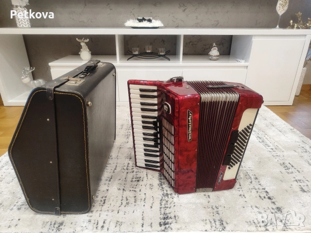 Акордеон WELTMEISTER, снимка 4 - Акордеони - 53117518
