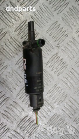 Помпичка чистачки VW Passat B6 2006г.	