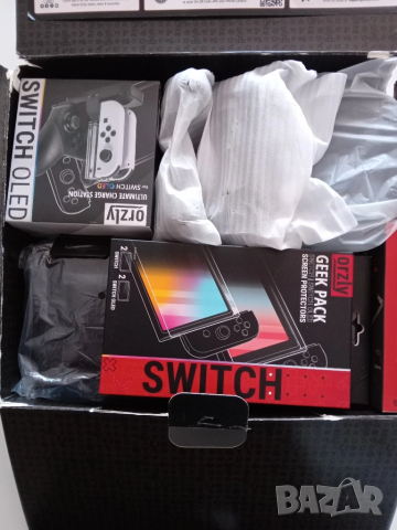 Комплект аксесоари Orzly, съвместим с конзолата Nintendo Switch OLED, снимка 3 - Аксесоари - 51668594