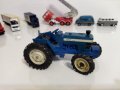 COLLECTIBLE TRACTOR MODEL FORD TW-20 PRODUCED BY BRITAINS активно кормило и теглич.  ,състояние види, снимка 8