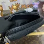 Чанта Luis Vuitton S Lock Messenger M 58489
, снимка 10
