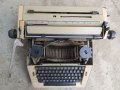 Стара пишеща машина-работеща., снимка 2