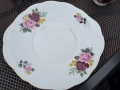 Винтидж английски порцеланов сервиз Gainsborough Bone China B47 “Roses” – 20 части, снимка 3
