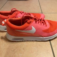 Дамски обувки Nike, снимка 2 - Маратонки - 43731758