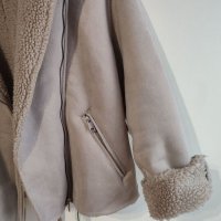 Бежово палтенце, снимка 2 - Палта, манта - 40024913