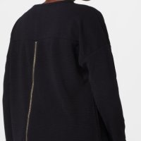 Нова блуза с акцент на гърба р-р 48, снимка 2 - Блузи с дълъг ръкав и пуловери - 43335397