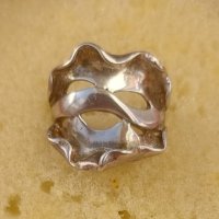 Масивен дизайнерски сребърен пръстен проба 925 и Житен клас , снимка 3 - Пръстени - 42988584