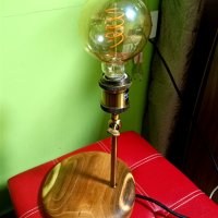 Лампа, снимка 4 - Настолни лампи - 43834269