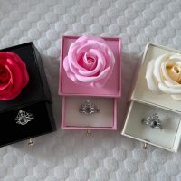 кутия от роза и пръстен , снимка 1 - Романтични подаръци - 43701649