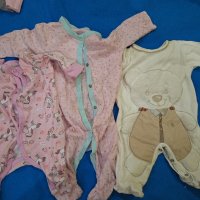 Лот дрехи и аксесоари за новородено, снимка 3 - Комплекти за бебе - 43085122