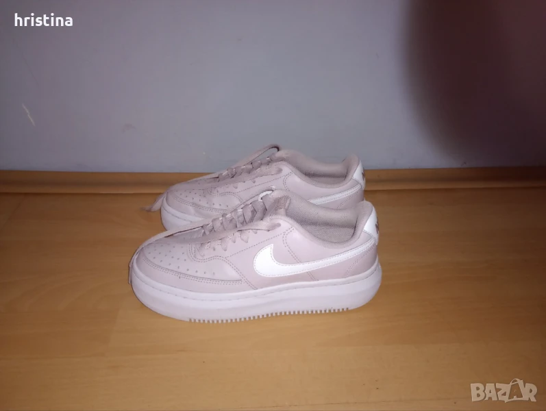 Дамски оригинални маратонки Найк Nike, снимка 1