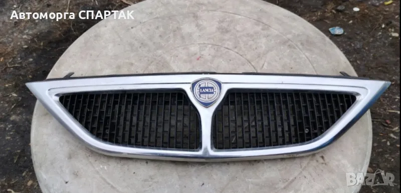 Предна решетка LANCIA Y (840_) 1.1 (840AE) 86227, снимка 1
