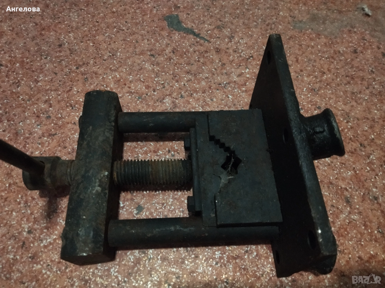 Тръбно менгеме, снимка 1