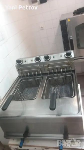Продава професионален фритюрник, снимка 1