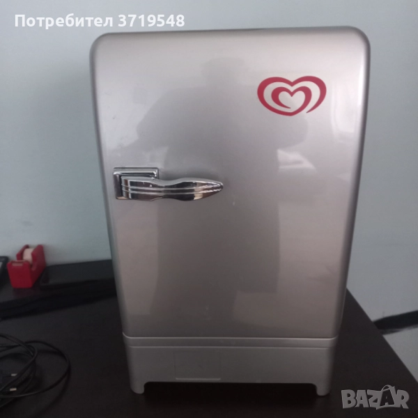 Мини хладилник , снимка 1