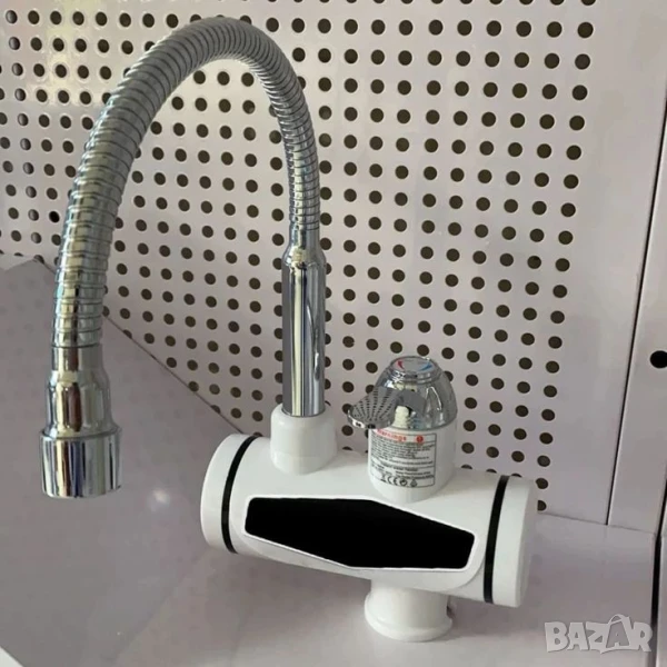 Смесител за вода с нагревател за мигновено загряване, снимка 1