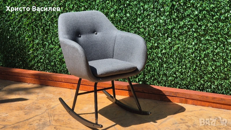 Стилен люлеещ се стол., снимка 1
