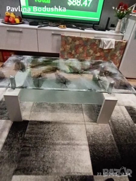 Нова стъклена холна маса, снимка 1