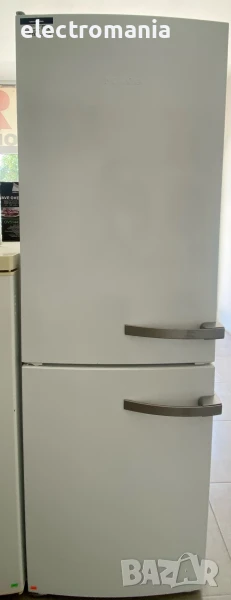 хладилник с фризер Miele KD12823 S-1, снимка 1