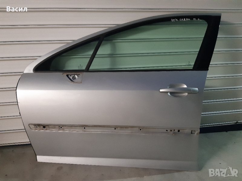 Предна лява врата СВЕТЛОСИВА Peugeot 407 СЕДАН 2.0 HDI 2.0hdi 136 к.с Пежо 407 СЕДАН 2.0 ХДИ 2.0хди , снимка 1