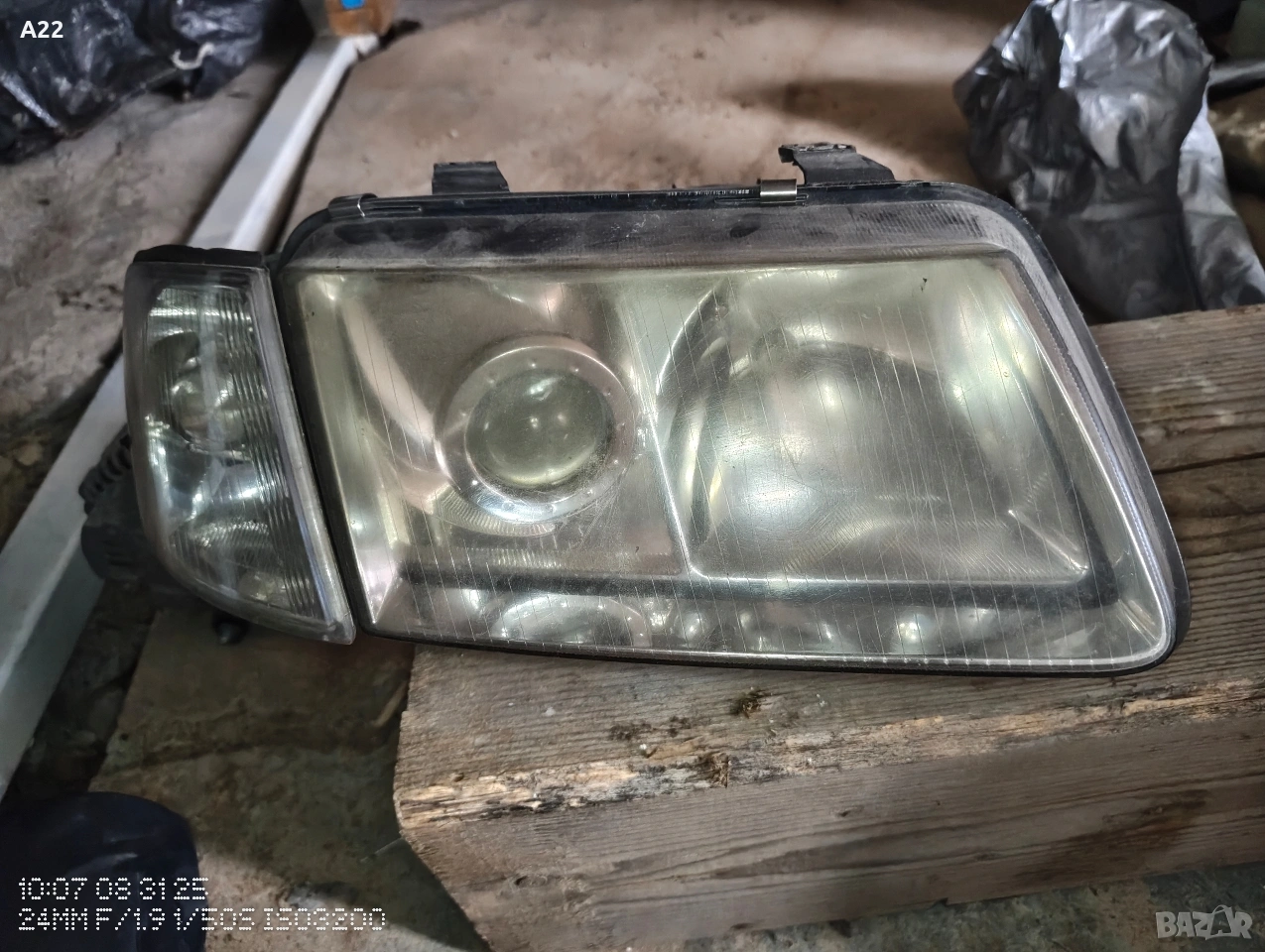 десен ксенон фар Ауди ес3 Audi s3 1999, снимка 1