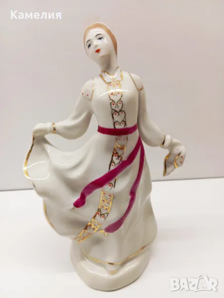 Порцеланова фигура , снимка 1