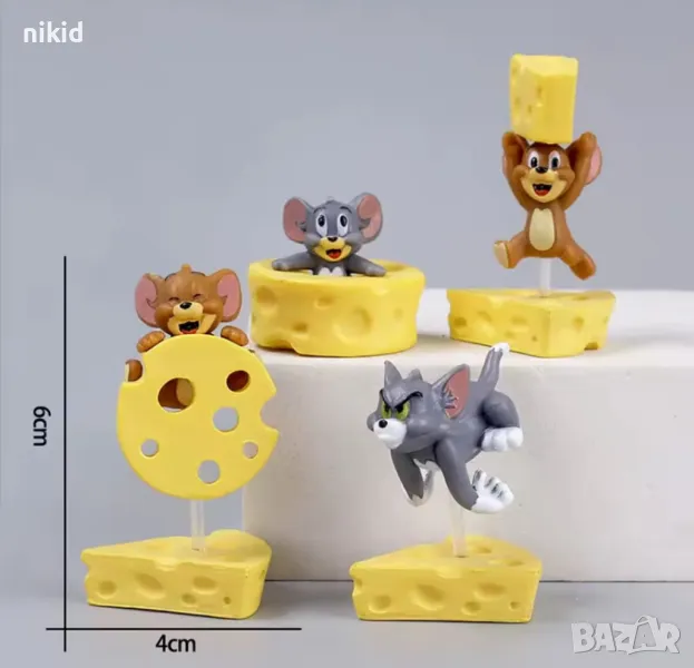 2 бр Том и Джери пластмасови фигурки играчки за игра и украса на торта пластмасова фигурка, снимка 1