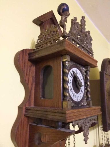 Холандски стенен часовник работи профилактиран в Стенни часовници в гр.  Велико Търново - ID27934352 — Bazar.bg