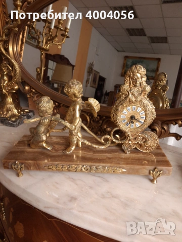 Каминен часовник