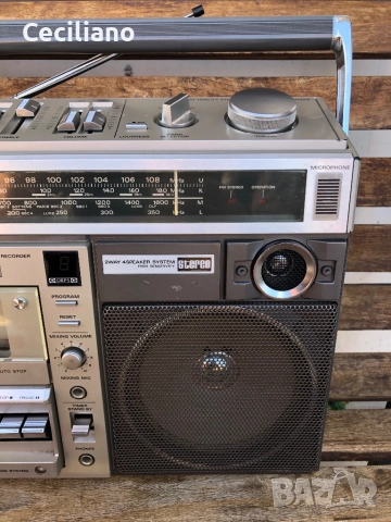 Радиокасетофон Hitachi TRK-8190 – Топ!, снимка 7 - Радиокасетофони, транзистори - 52774196