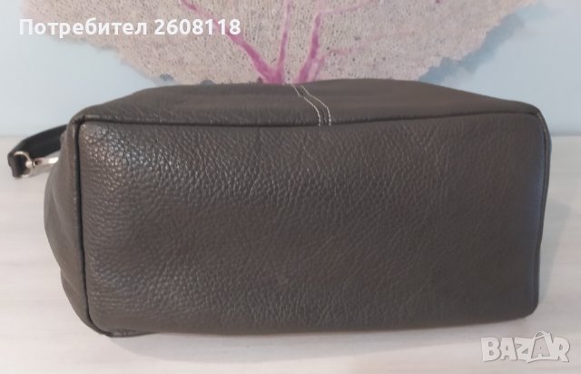 Сива кожена чанта – среден размер, снимка 6 - Чанти - 43223136