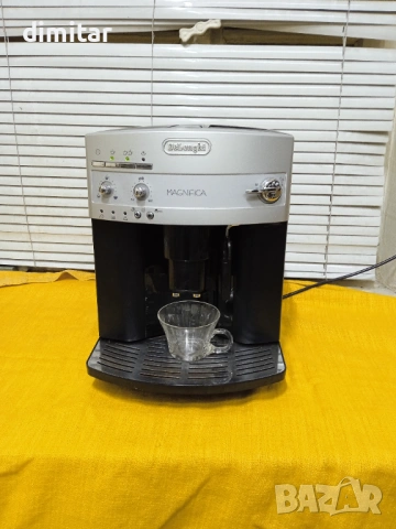 Кафе автомат Delonghi Magnifica 