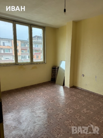 Продава МНОГОСТАЕН апартамент до Аязмото , снимка 4 - Апартаменти - 49512499