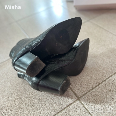 Дамски боти DEE ZEE от еко кожа 37 номер, снимка 6 - Дамски боти - 52488989