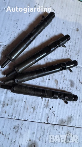 Инжекторни дюзи за Dacia , Renault , Nissan - H8200421897