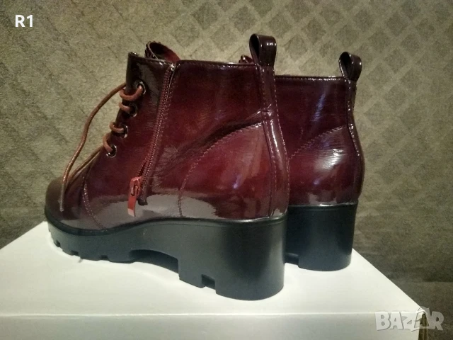 Дамски Обувки , снимка 4 - Дамски ежедневни обувки - 51005628