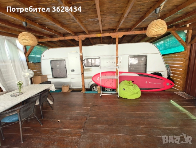 Каравана с навес на Къмпинг Градина, 10 метра от плажа, снимка 5 - Каравани и кемпери - 51590993