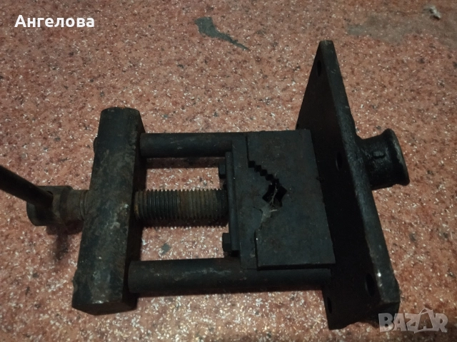 Тръбно менгеме