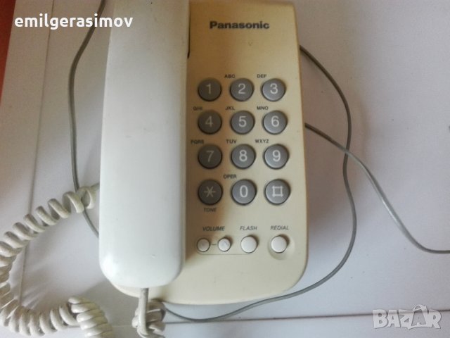 Стар телефон Панасоник.