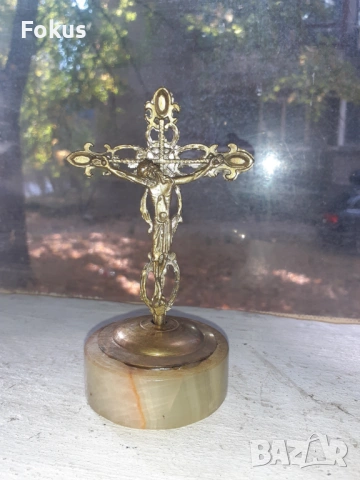 Настолен кръст разпятие религия кръстче