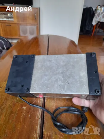 Стар усилвател за телевизия и радио Kathrein, снимка 4 - Антикварни и старинни предмети - 49730182