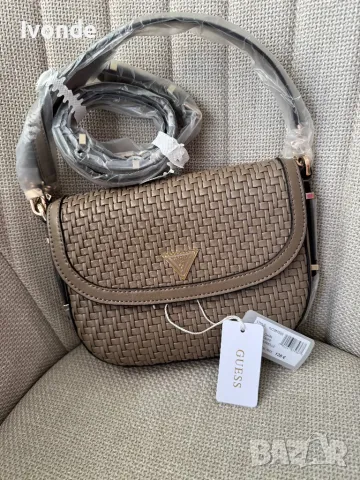 Дамска чанта Guess, снимка 1