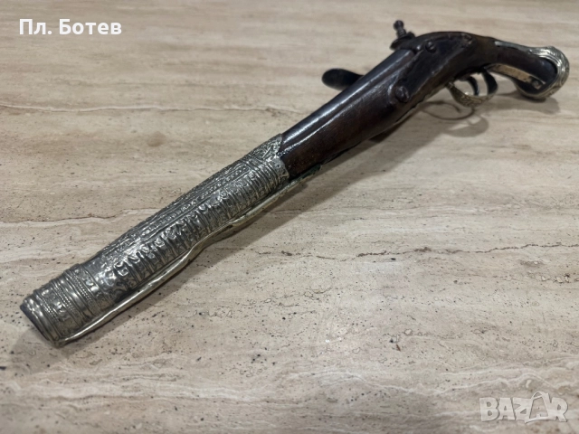 Стар кремъчен пищов, снимка 8 - Антикварни и старинни предмети - 52516058