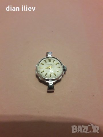 Стар дамски механичен часовник -Чайка , снимка 4 - Антикварни и старинни предмети - 26716609