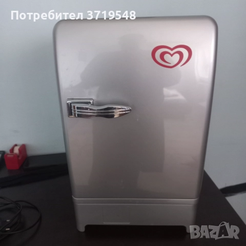 Мини хладилник 